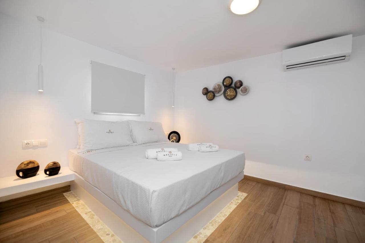 Kasteli Suites ペリヴォラス エクステリア 写真