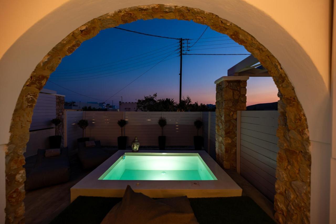 Kasteli Suites ペリヴォラス エクステリア 写真