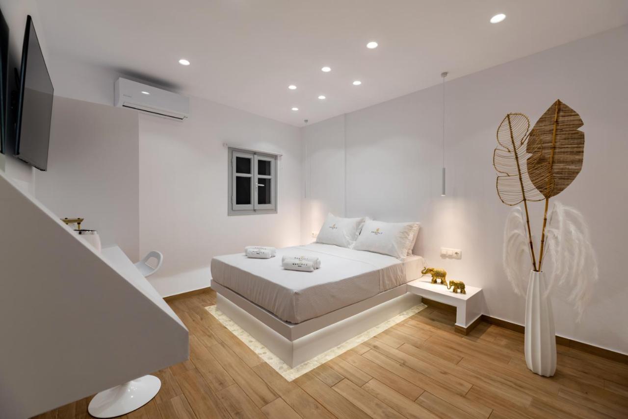 Kasteli Suites ペリヴォラス エクステリア 写真
